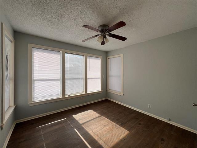 Foto del edificio - 843 N Clinton Ave