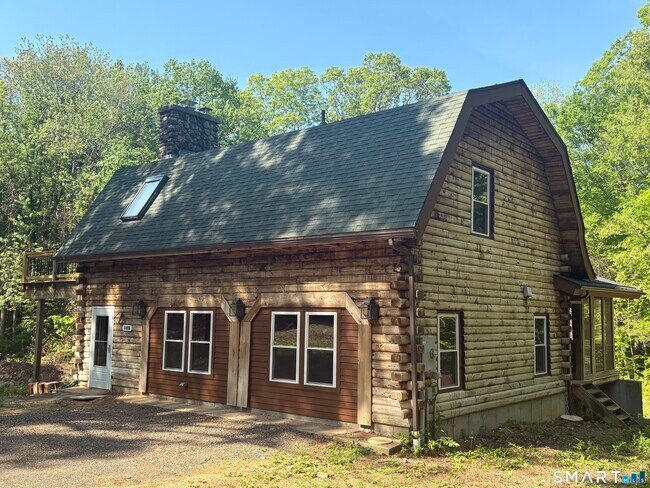 Foto del edificio - 149 Salem Rd