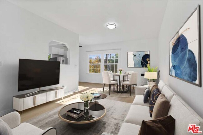 Foto del edificio - 1125 S Lake St