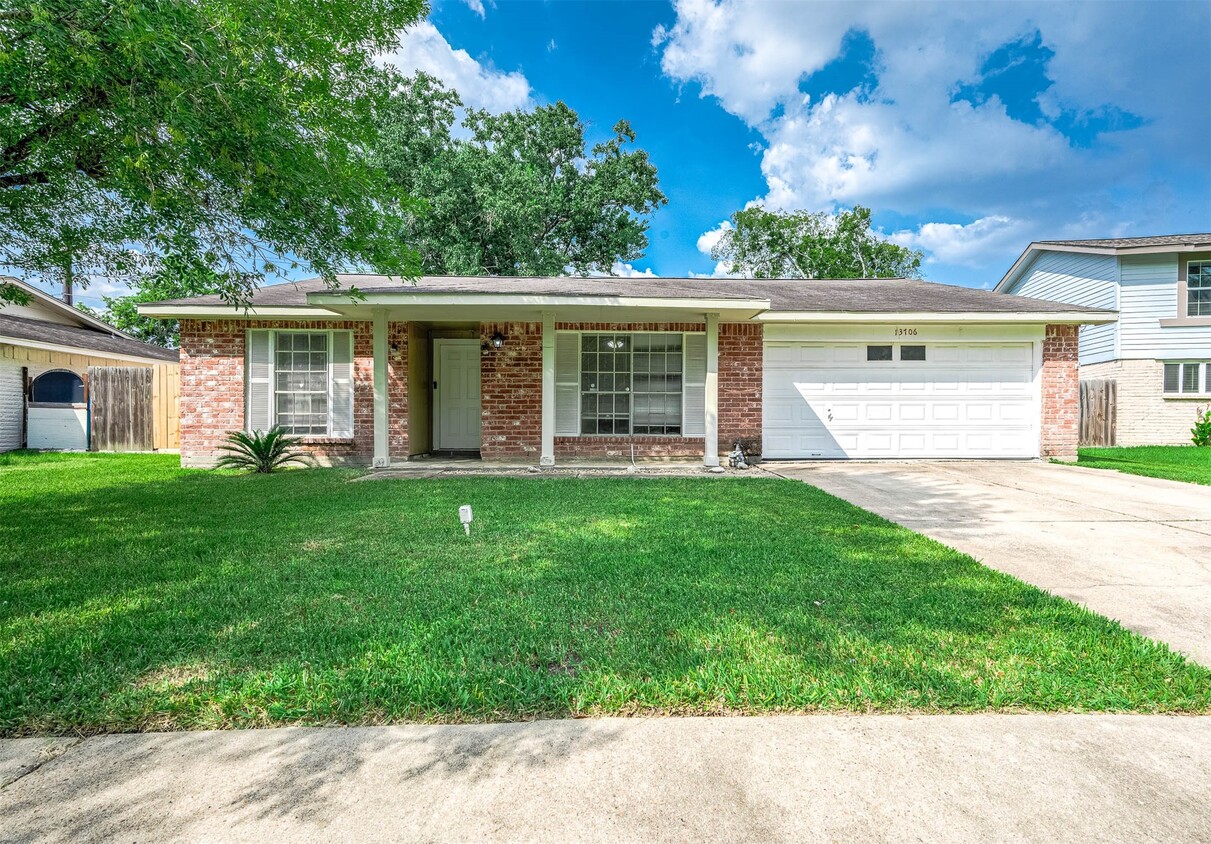Foto principal - 13706 Towneway Dr