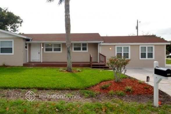 Foto principal - 702 7th St N