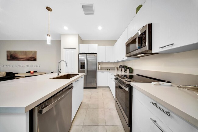 Foto del edificio - 4707 NW 83rd Ct