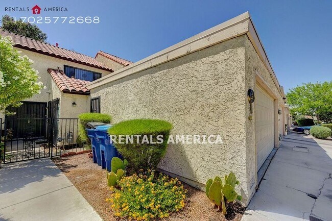 Building Photo - 3385 Duece St