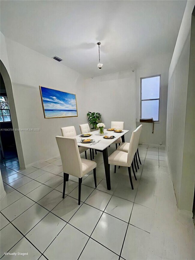 Building Photo - 16125 Opal Creek Dr