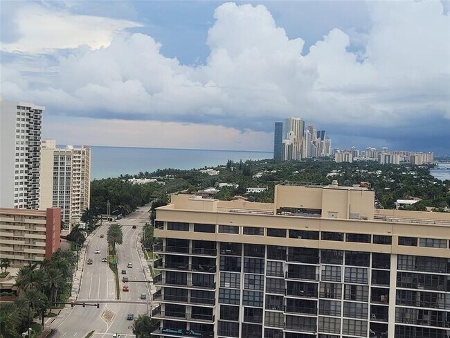 Building Photo - 1985 S Ocean Dr