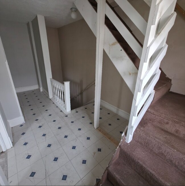 Foto del edificio - 2064 Halstead Ave