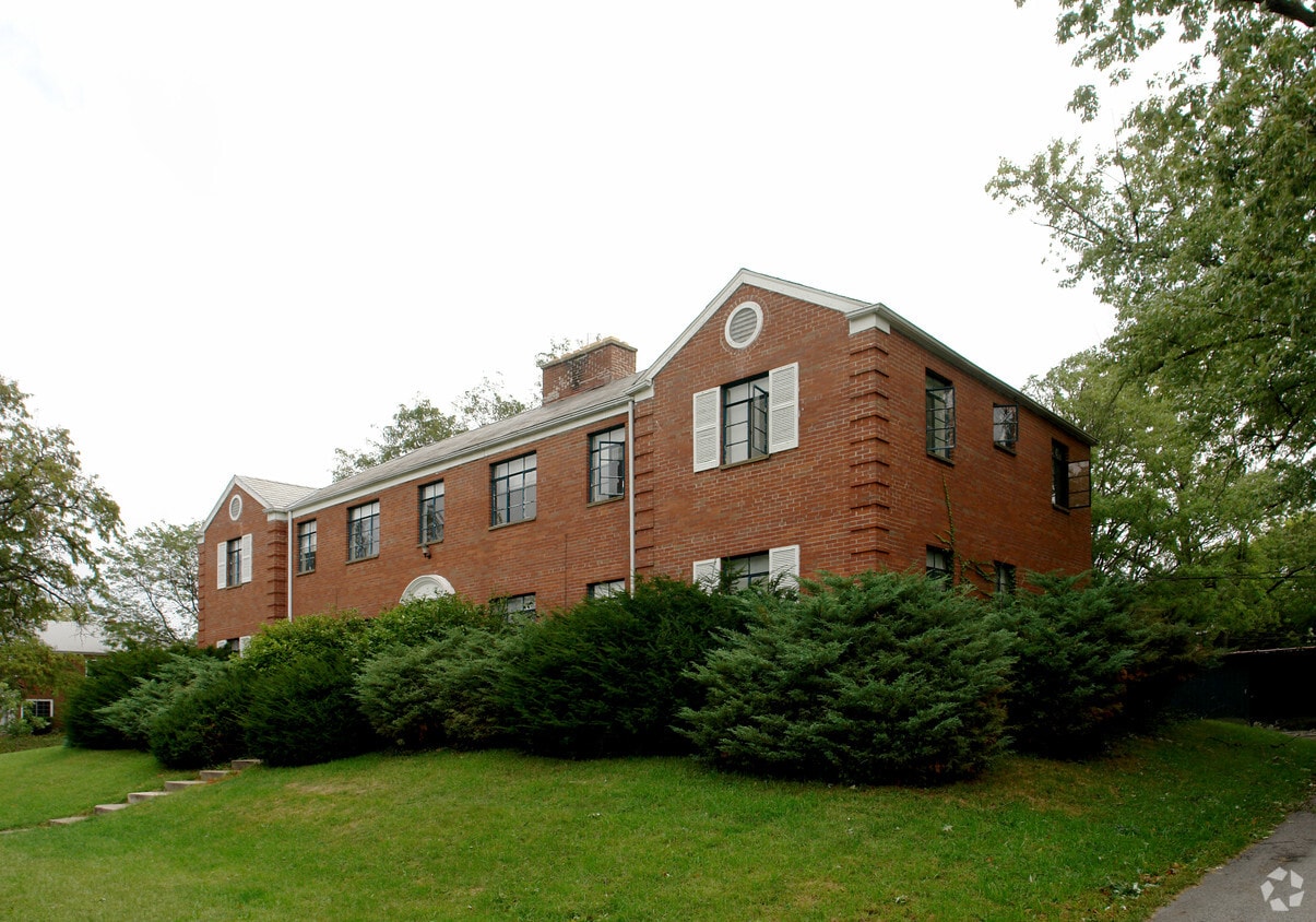 Foto del edificio - 2010 Elmwood Ave