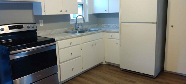 Foto del edificio - 4097 46th Ave N