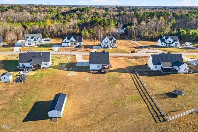 Foto del edificio - 90 Eagle Chase Dr