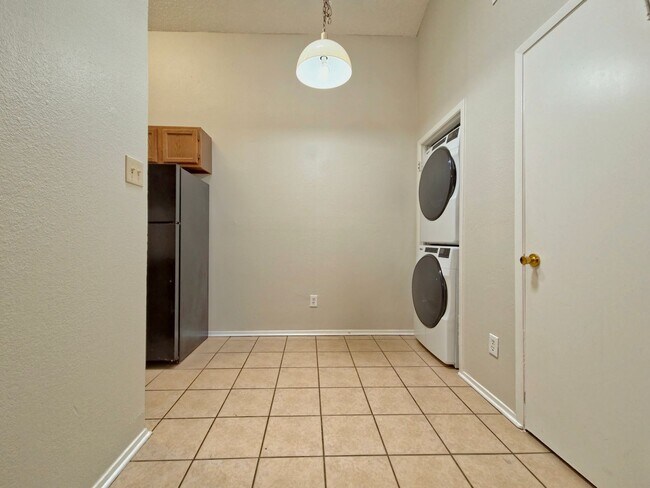 Foto del edificio - 123 N Troy Ave