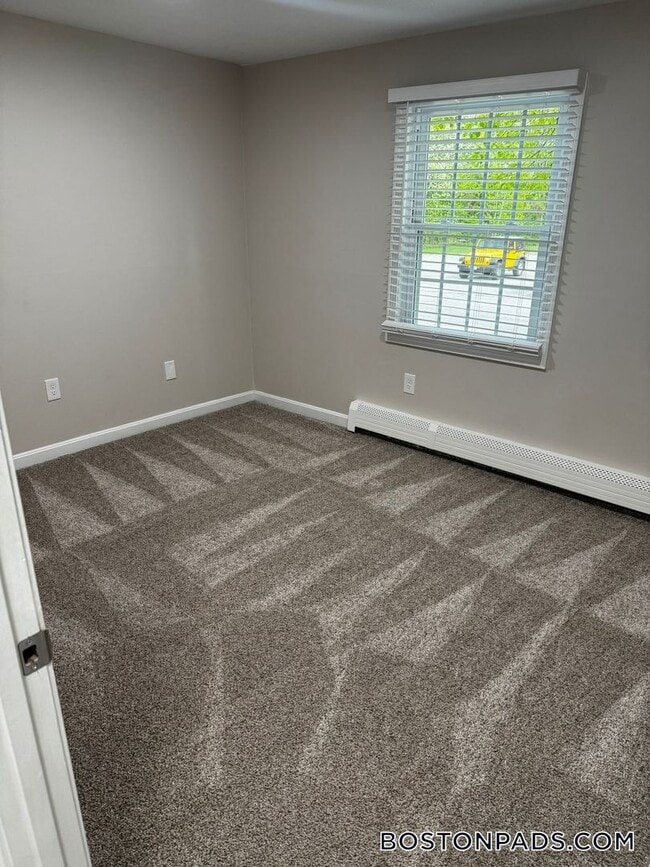 Foto del edificio - 85 Ridgewood Ln