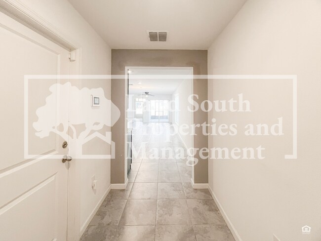 Foto del edificio - 4811 Rigging St