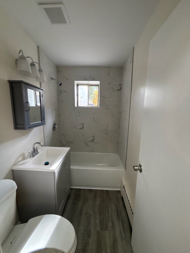 Foto del edificio - 14605 Des Plaines St