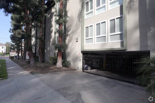 Foto del edificio - Francis Park Condominiums