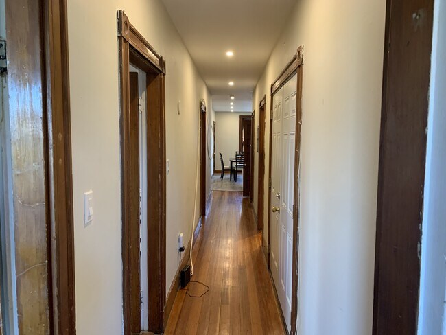 Building Photo - 174 Saint Alphonsus St