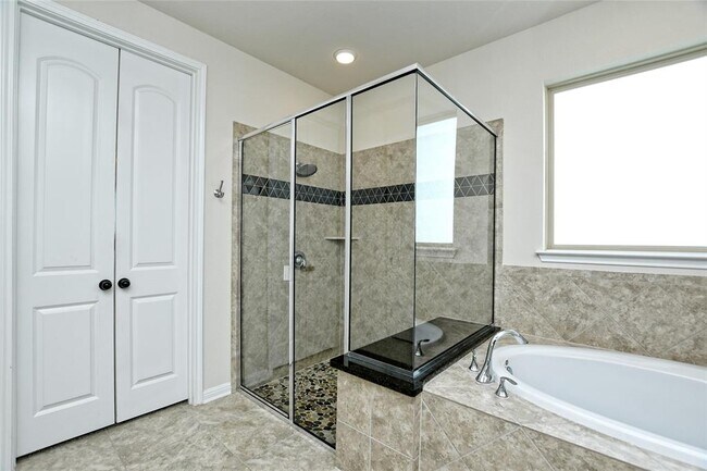 Building Photo - 4612 Apollonia Wy