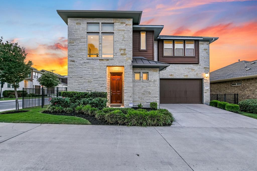 Foto principal - 301 Jeffrey David Ln W