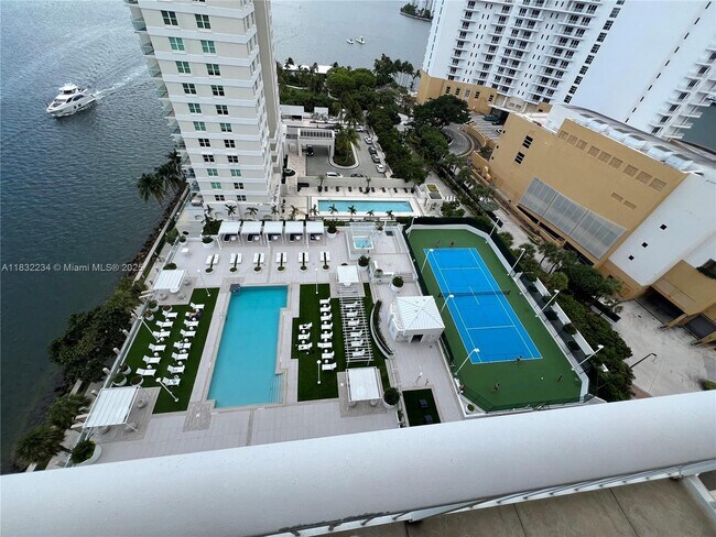 Foto del edificio - 770 Claughton Island Dr