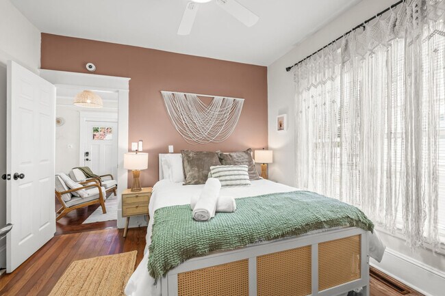 Foto del edificio - 808 Carrick St