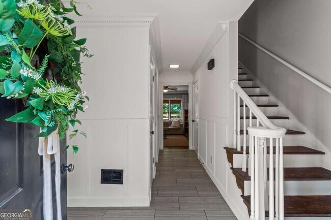 Building Photo - 28 Huntington Pl Dr