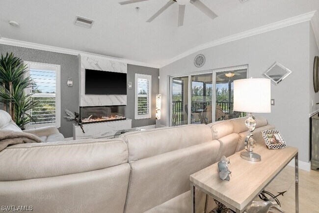Building Photo - 10090 Lake Cove Dr