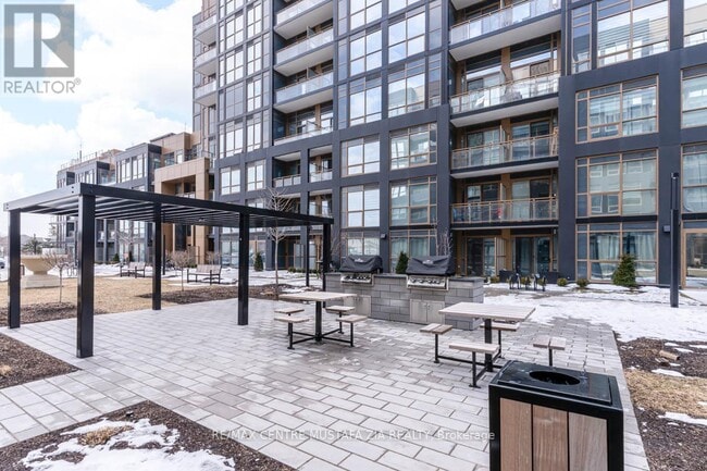 Building Photo - 2333 Khalsa Gate