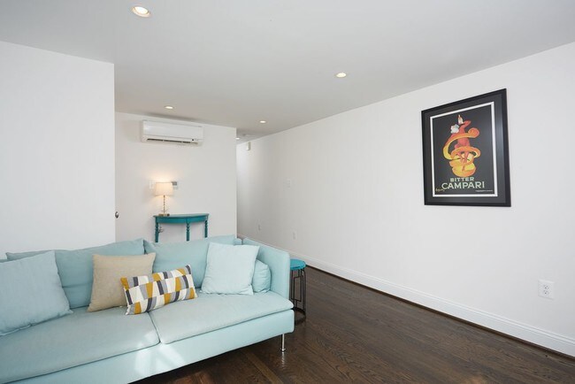 Foto del edificio - 1210 28th St NW