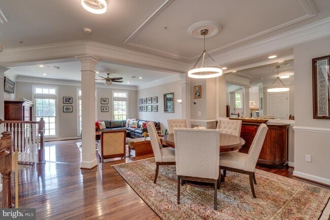 Foto del edificio - 1685 Hunting Creek Dr