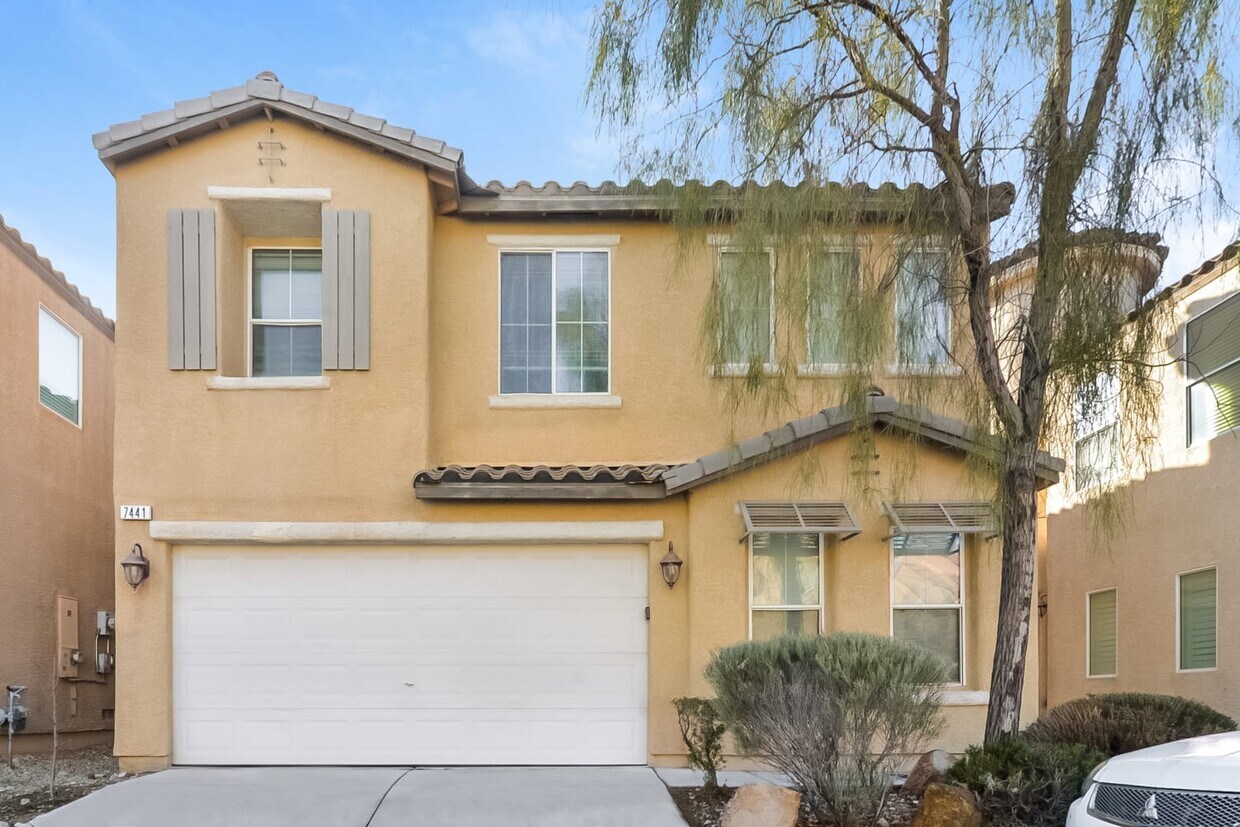 Foto principal - 7441 Granada Willows Street