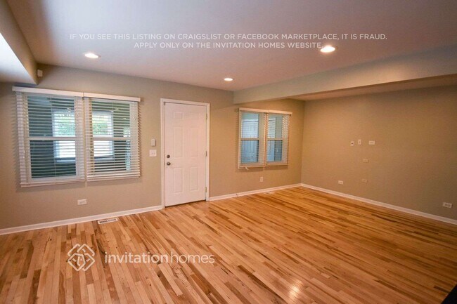 Foto del edificio - 26805 Circle Dr S