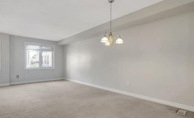 Living Room - 270 Titanium Private