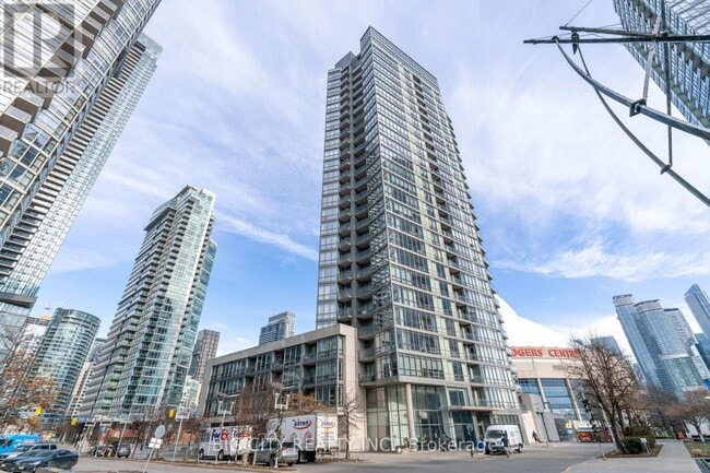 Building Photo - 3 Navy Wharf Ct