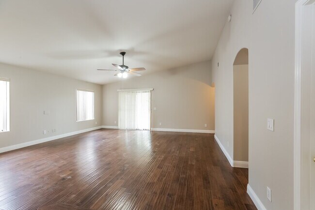 Foto del edificio - 17811 N 41st Pl