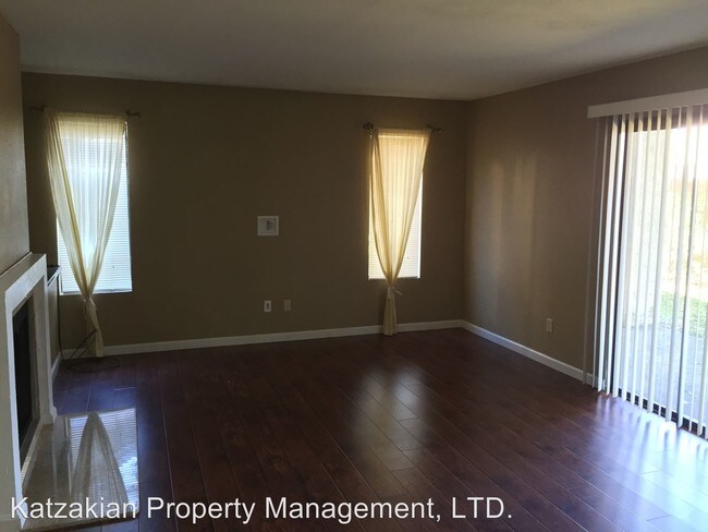 Building Photo - 2 br, 2 bath House - 1479 W. Swain Rd.