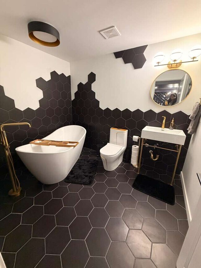 Building Photo - 6344 W Copper Hawk Dr