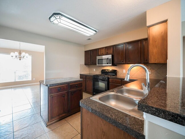 Building Photo - 17806 Deep Shade Ct