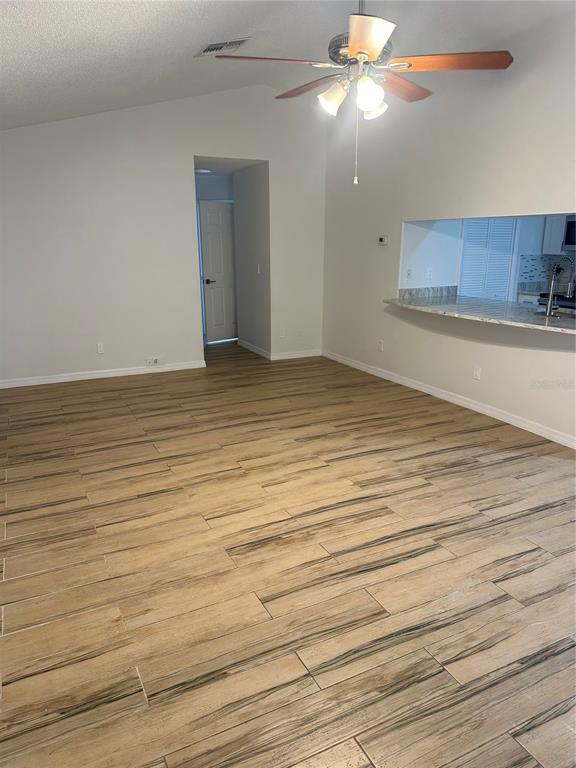 Foto del edificio - 3642 Sapphire Ln