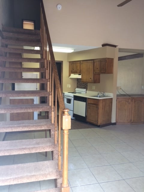 Building Photo - 1401 Stone St