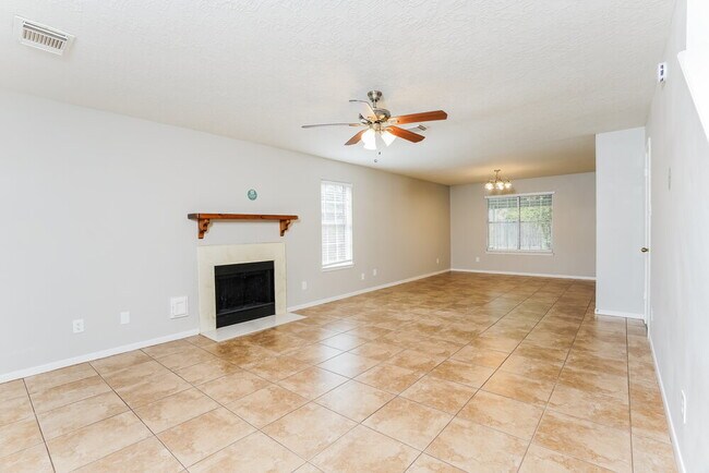 Building Photo - 801 Wisdom Dr