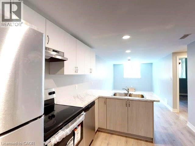 Photo du bâtiment - 18C MERIGOLD Street Unit# LOWER