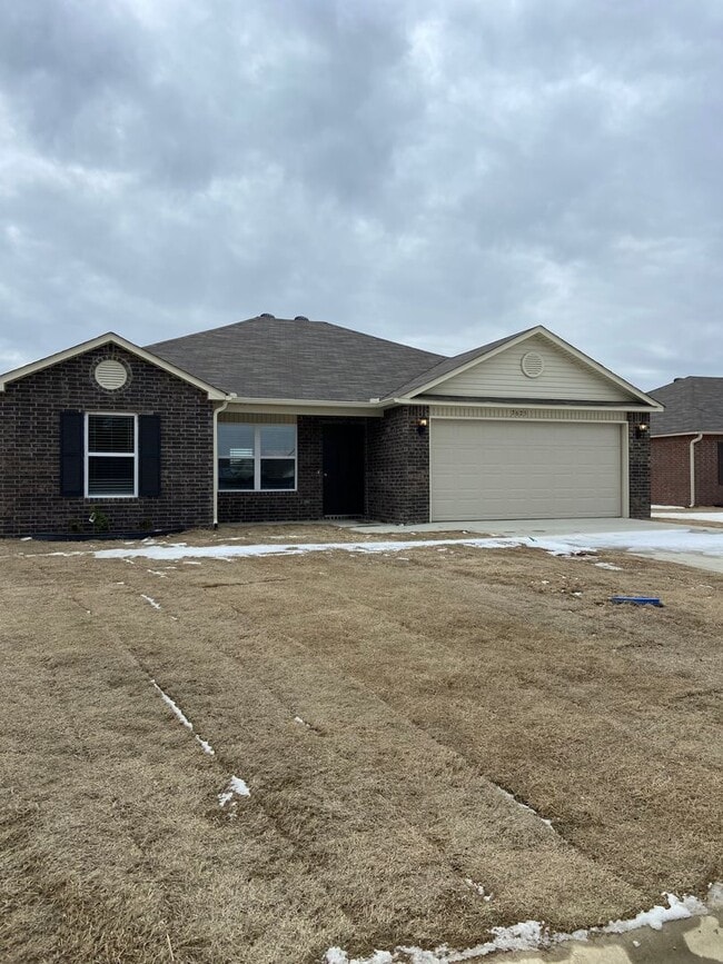 Building Photo - *Preleasing* NEW Three Bedroom | Two Bathr...