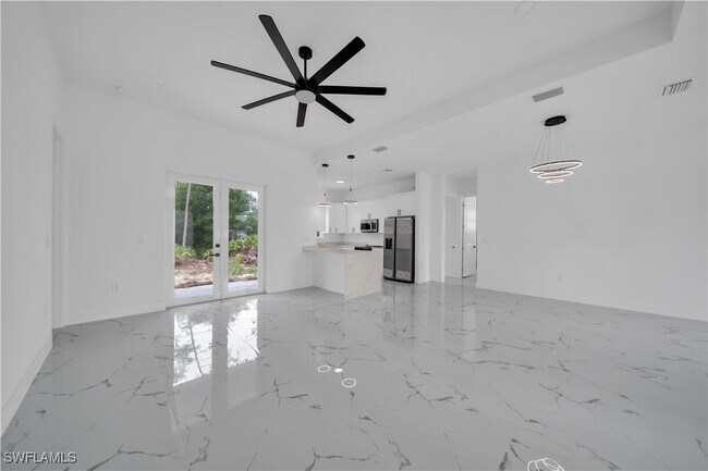 Foto del edificio - 1205 W 14th St