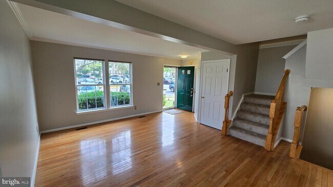 Foto del edificio - 7044 ROGUE Ln
