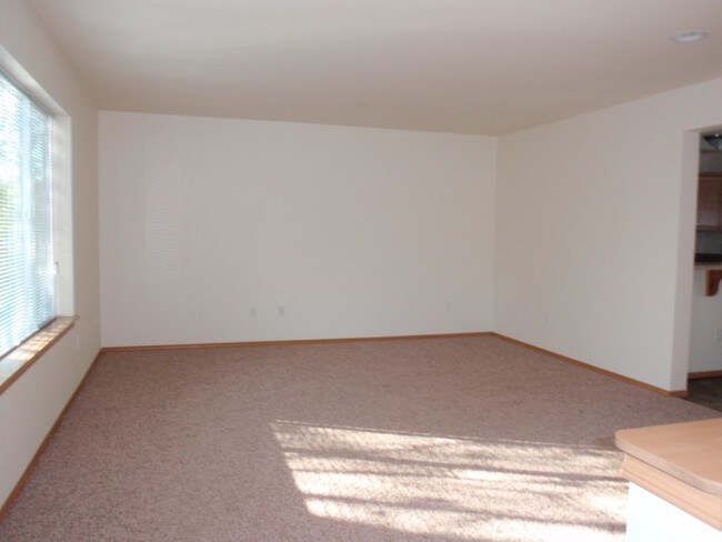 Foto del edificio - Townhouse in South Everett