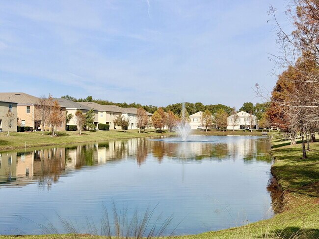 Building Photo - 3520 Seneca Club Loop