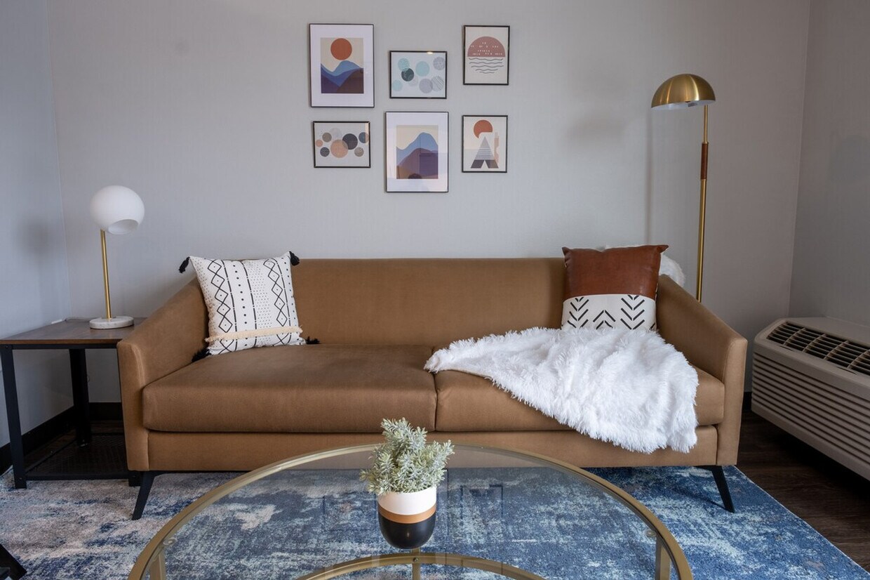 Foto principal - 2315 Grand Ave