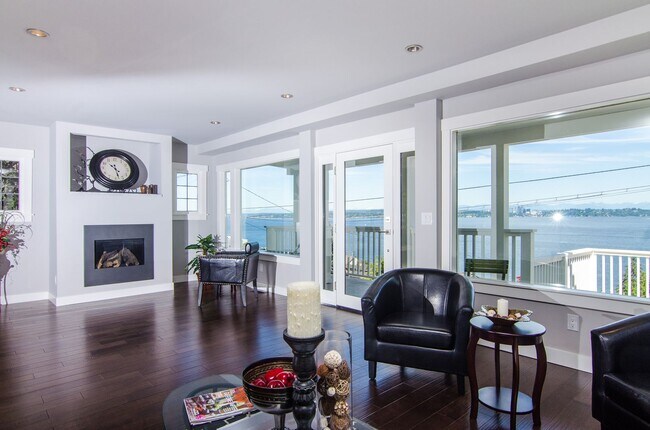 Foto del edificio - 4Bd/3.5Ba Seattle Home