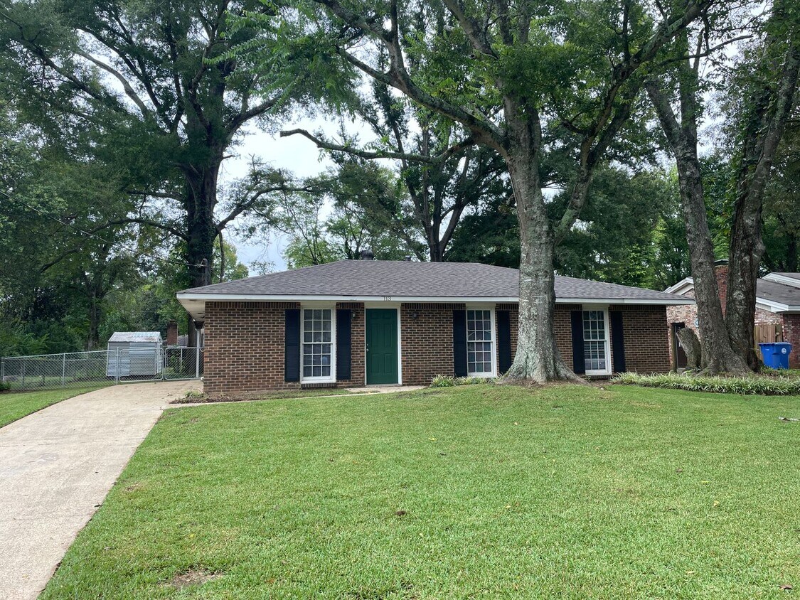 Primary Photo - Great Refreshed Home