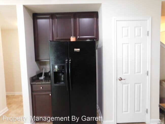 Foto del edificio - 3 br, 2.5 bath House - 622 Leonard Lane