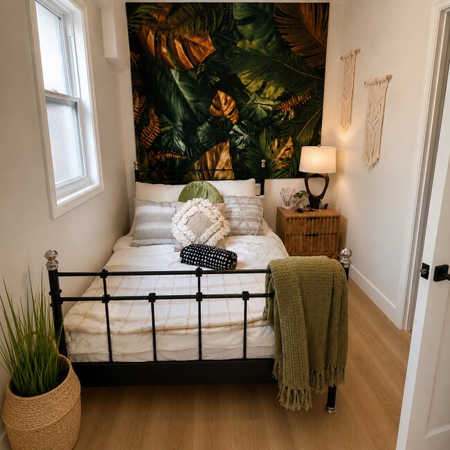 Deuxième chambre - 215 Ray St N